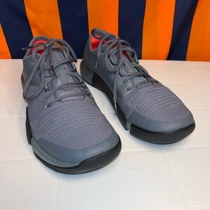 Under Armour Mens Tribase Reign 3021289-100 Gray Running Shoes Sneakers Size 9